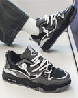 Herren Sneaker | Dicke Sohle und Schnürung