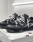 Herren Sneaker | Dicke Sohle und Schnürung