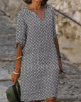 Sommerkleid Damen Kurzarm | Minikleid mit V-Ausschnitt und Muster