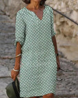 Sommerkleid Damen Kurzarm | Minikleid mit V-Ausschnitt und Muster