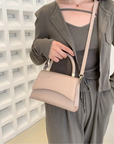 Handtasche Damen Kroko Optik | Kleine Schultertasche mit Griff