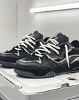 Herren Sneaker | Dicke Sohle und Schnürung
