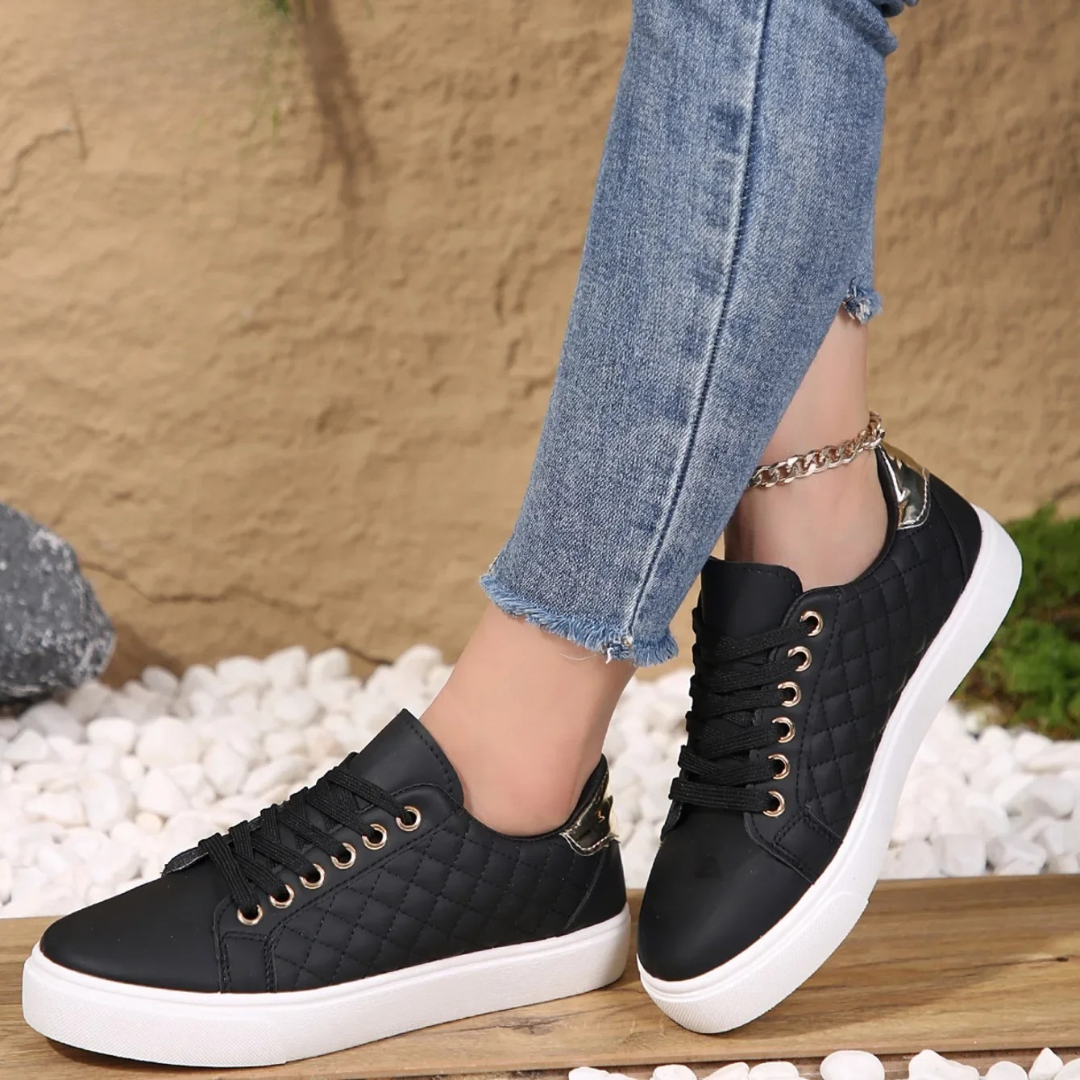 Plateau Sneaker Damen | Gestepptes Design mit Schnürung