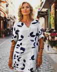 Sommerkleid Damen Kurzarm | Minikleid mit V-Ausschnitt und Print