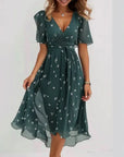 Sommerkleid Damen Midi | Kleid mit V-Ausschnitt und Wickeloptik