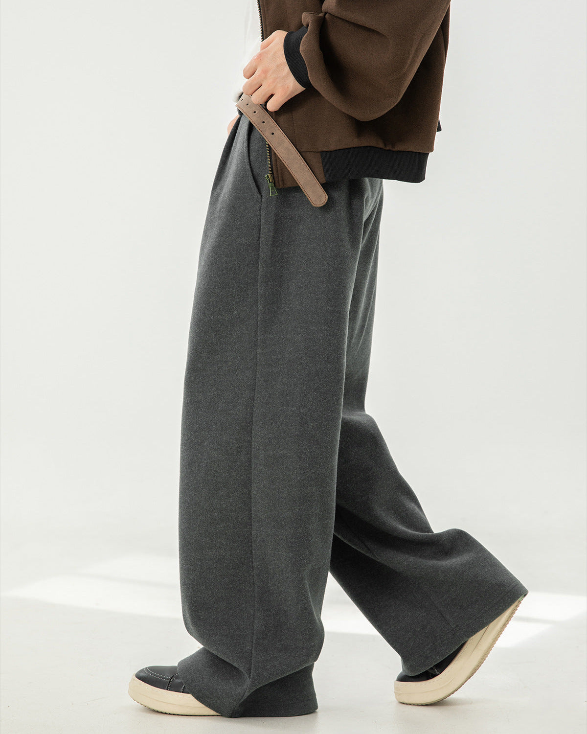 Weite Hose Herren | Stoffhose mit Falten und lockerer Passform